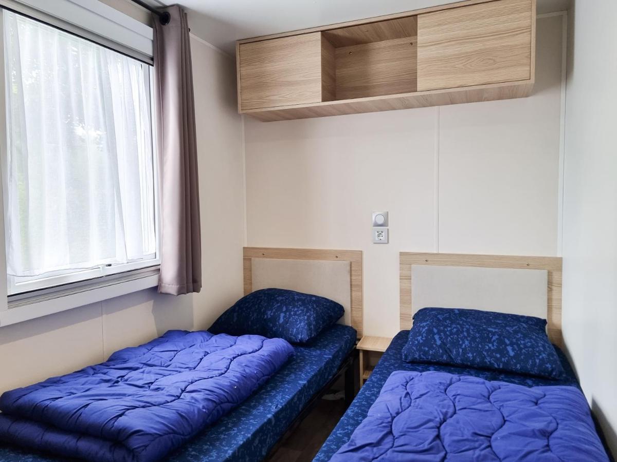 Prachtig Chalet Ok50 D12 Op Familiecamping Oostkapelle Exteriör bild