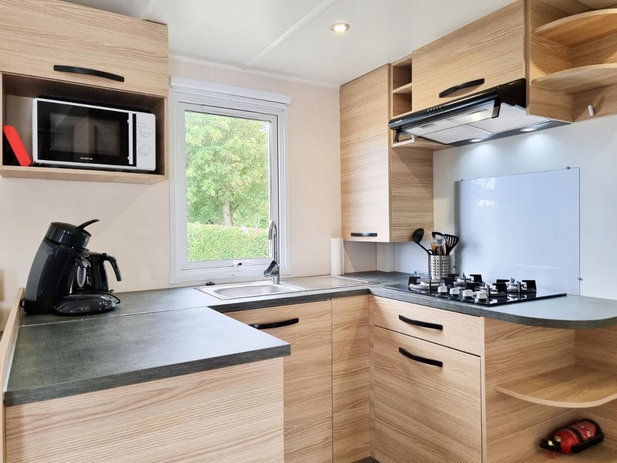 Prachtig Chalet Ok50 D12 Op Familiecamping Oostkapelle Exteriör bild