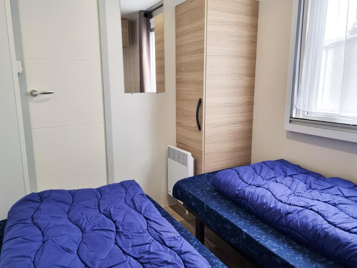 Prachtig Chalet Ok50 D12 Op Familiecamping Oostkapelle Exteriör bild